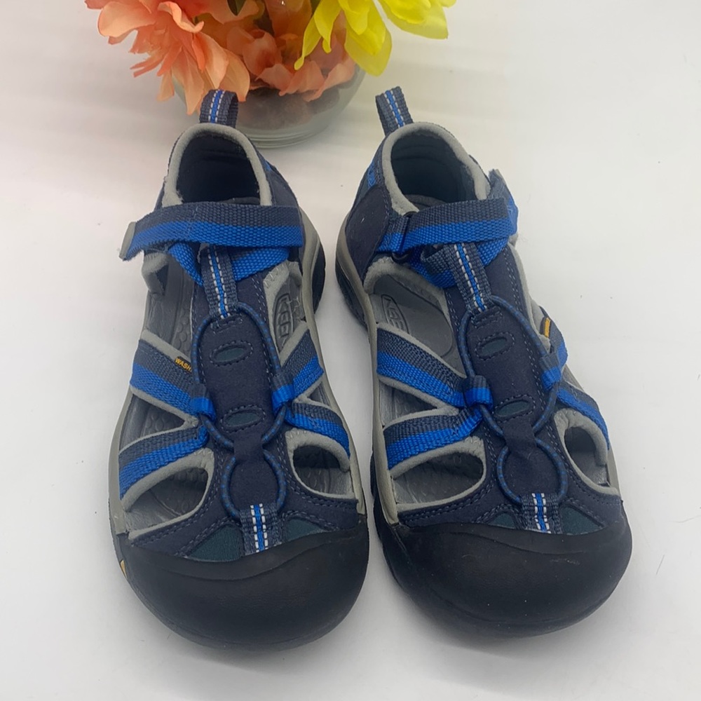 Keen Venice Blue Gray Hiking Sandals Size 3. KET3997C